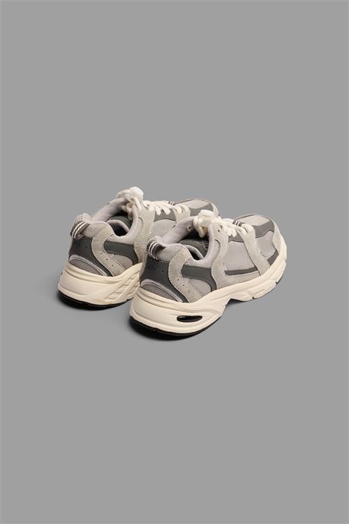 SNEAKERS GRIGIO E ARGENTO